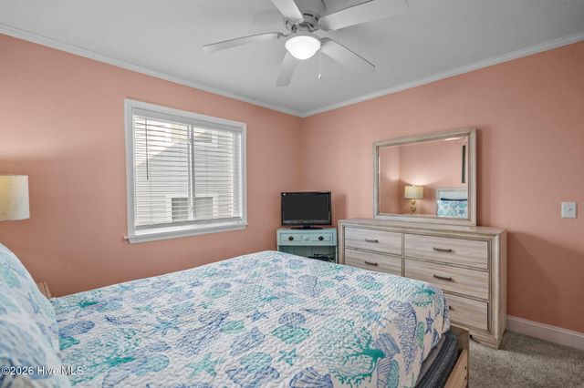 1404 Canal Drive Apt 11, Carolina Beach, NC 28428