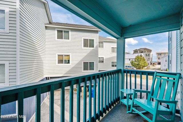1404 Canal Drive Apt 11, Carolina Beach, NC 28428