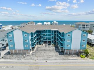 1404 Canal Drive Apt 11, Carolina Beach, NC 28428