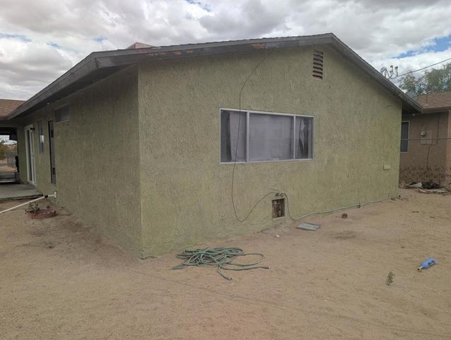 6422 Palm View Avenue, 29 Palms, CA 92277