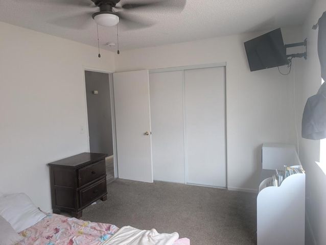 6422 Palm View Avenue, 29 Palms, CA 92277
