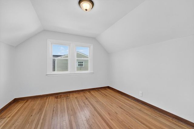 2514 James BOULEVARD, Racine, WI 53403