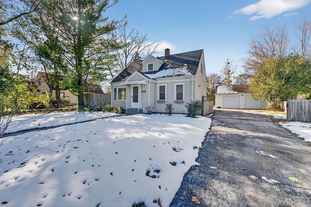 2514 James BOULEVARD, Racine, WI 53403