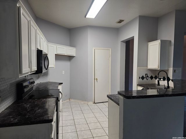 8230 Coppergate, Converse, TX 78109
