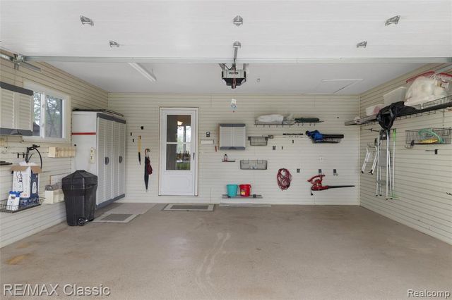 804 Bonita Drive, White Lake, MI 48383