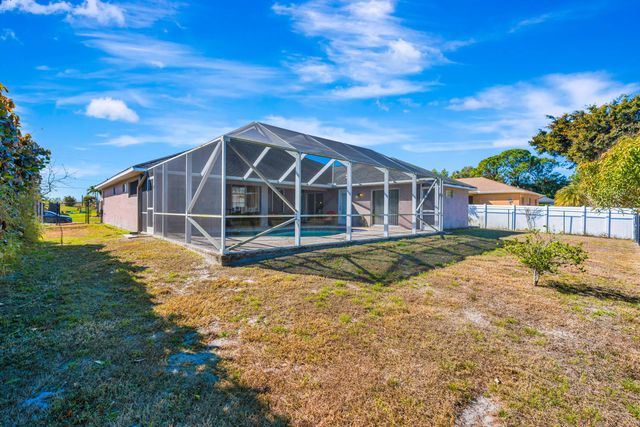 374 SW Kestor Drive, Port St. Lucie, Port St Lucie, FL 34953