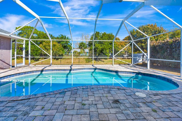 374 SW Kestor Drive, Port St. Lucie, Port St Lucie, FL 34953