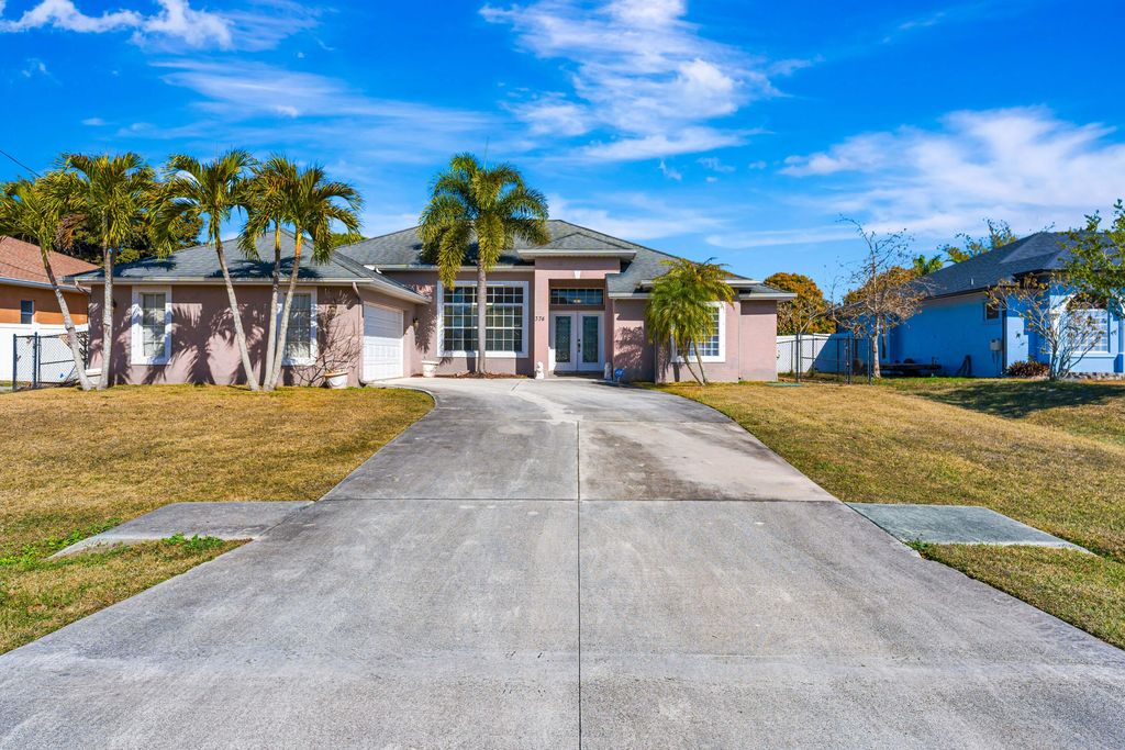 374 SW Kestor Drive, Port St. Lucie, Port St Lucie, FL 34953