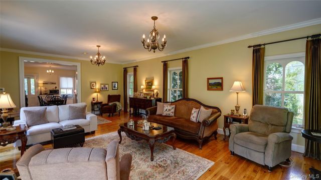28 Simmons Street, Millerton, NY 12546