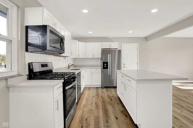 3030 Fairhope Drive, Indianapolis, IN 46227