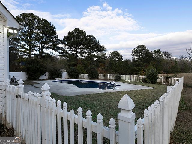 62 Smoak Field Road, Griffin, GA 30223