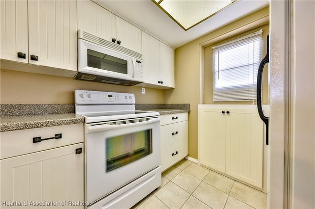 2131 Lakeview Drive 508, Sebring, FL 33870