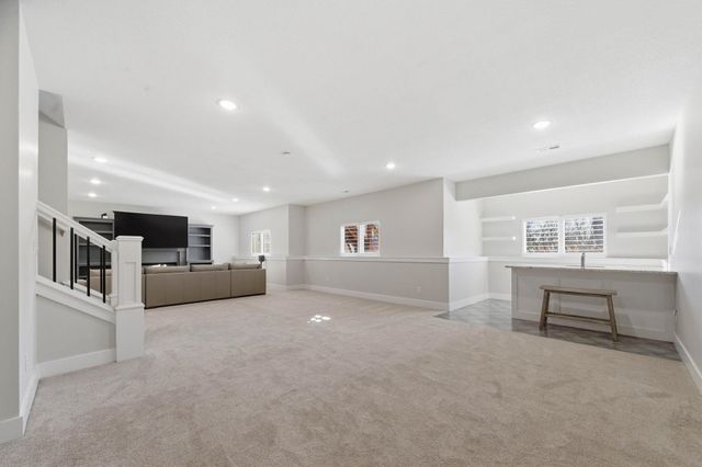 4724 N Elk Creek Dr, Wichita, KS 67226