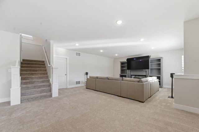 4724 N Elk Creek Dr, Wichita, KS 67226