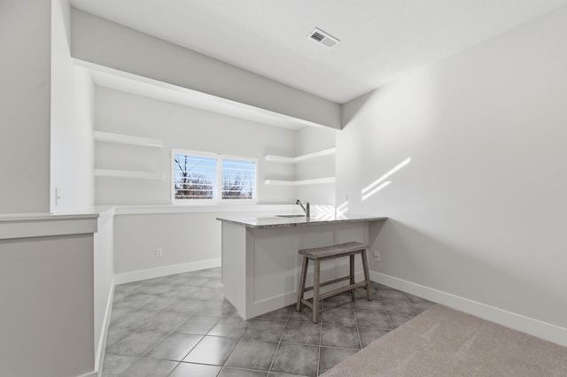 4724 N Elk Creek Dr, Wichita, KS 67226