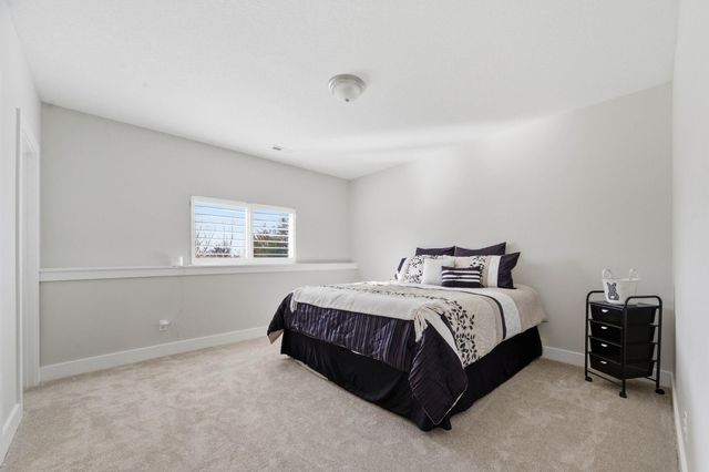 4724 N Elk Creek Dr, Wichita, KS 67226