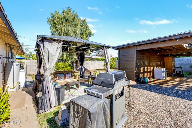 5225 N 8TH Place, Phoenix, AZ 85014