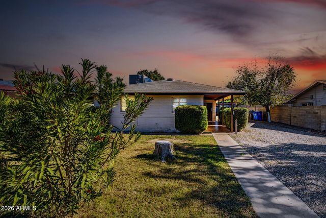 5225 N 8TH Place, Phoenix, AZ 85014