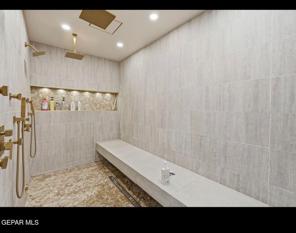 704 YORKSHIRE Court, El Paso, TX 79922