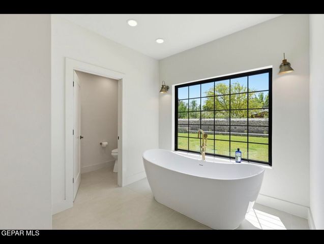 704 YORKSHIRE Court, El Paso, TX 79922