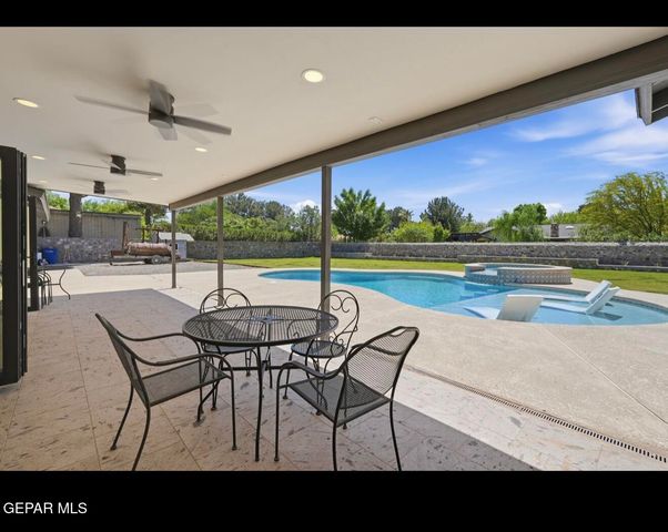 704 YORKSHIRE Court, El Paso, TX 79922