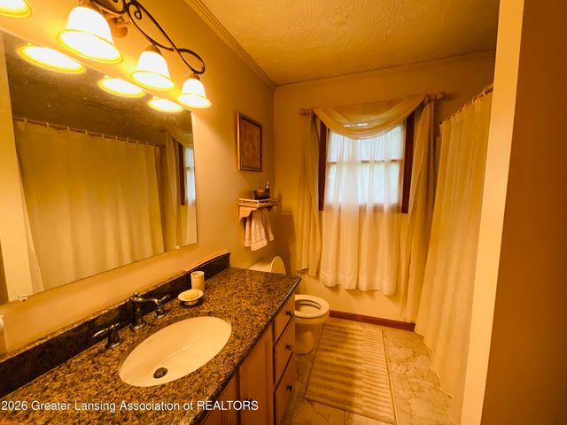 6845 S Ainger Road, Olivet, MI 49076