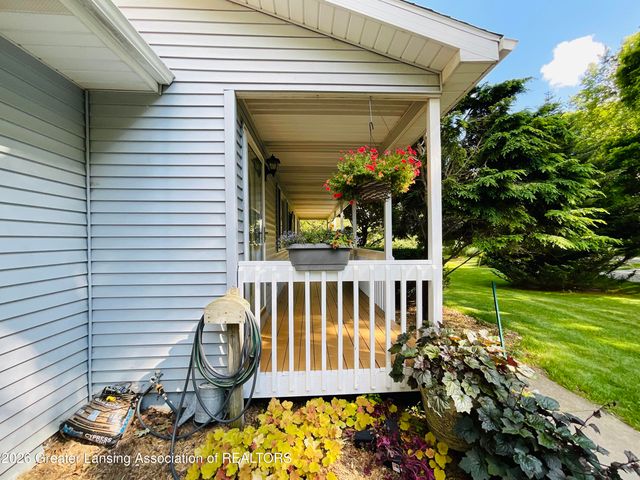 6845 S Ainger Road, Olivet, MI 49076