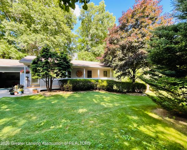 6845 S Ainger Road, Olivet, MI 49076