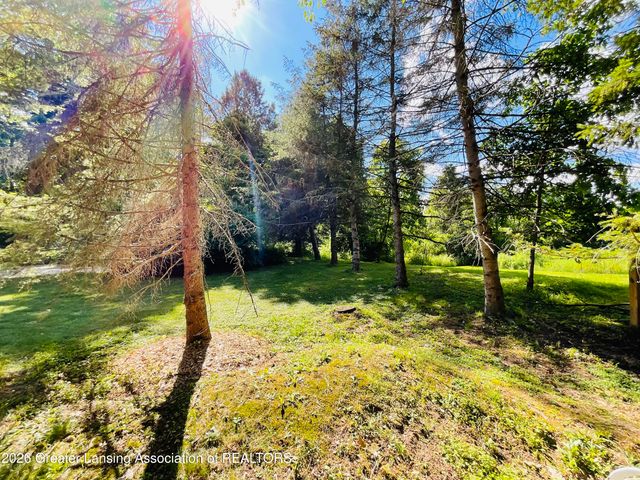 6845 S Ainger Road, Olivet, MI 49076