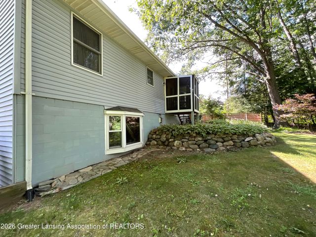 6845 S Ainger Road, Olivet, MI 49076