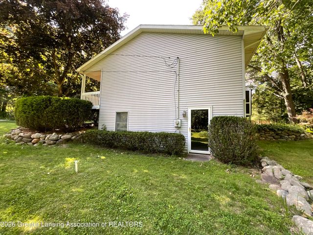 6845 S Ainger Road, Olivet, MI 49076