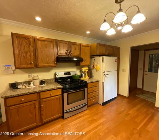 6845 S Ainger Road, Olivet, MI 49076