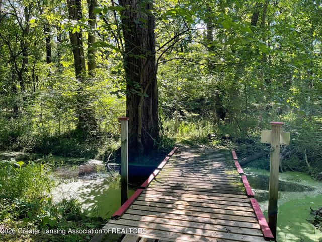 6845 S Ainger Road, Olivet, MI 49076