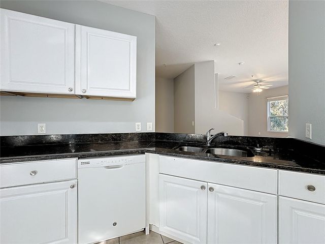 1500 BROKEN OAK DRIVE 25B, Winter Garden, FL 34787