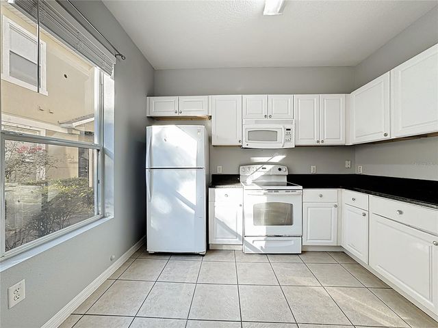 1500 BROKEN OAK DRIVE 25B, Winter Garden, FL 34787