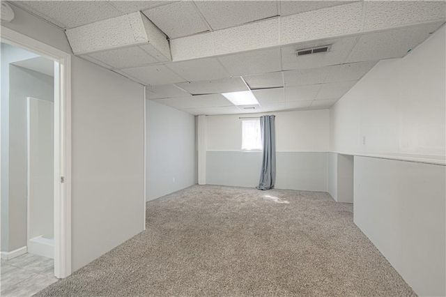 8904 NE 72nd Street, Kansas City, MO 64158