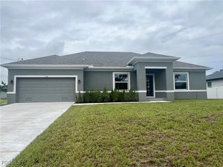 3706 NW 46th TER, Cape Coral, FL 33993