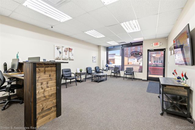 5493 Schaefer, Dearborn, MI 48126