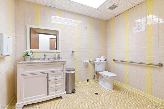 5493 Schaefer, Dearborn, MI 48126