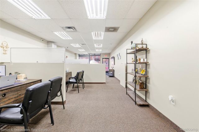 5493 Schaefer, Dearborn, MI 48126
