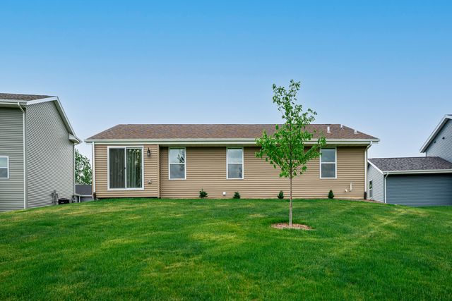 3764 Scarlet Oak Drive, Rockford, IL 61109