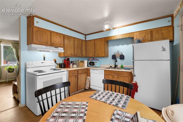 2206 Olympic Drive, Colorado Springs, CO 80910