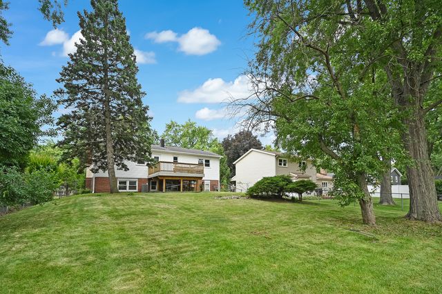 1030 71st Street, Darien, IL 60561