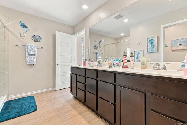 8650 EAGLE HILL MDW, San Antonio, TX 78222