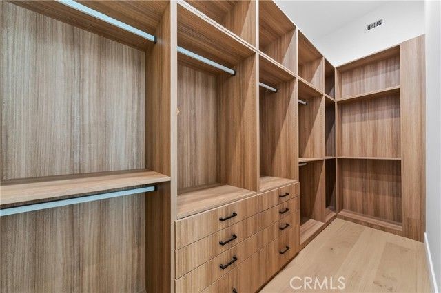 4016 Oakfield dr, Sherman Oaks, CA 91423