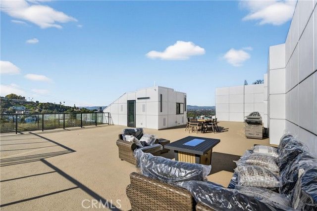 4016 Oakfield dr, Sherman Oaks, CA 91423