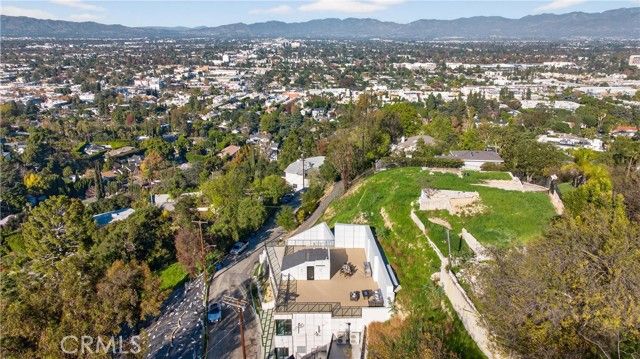 4016 Oakfield dr, Sherman Oaks, CA 91423