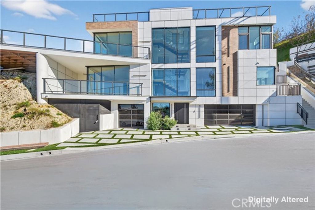 4016 Oakfield dr, Sherman Oaks, CA 91423