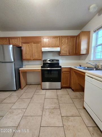 60 Rainbow Drive 6, Jacksonville, NC 28546