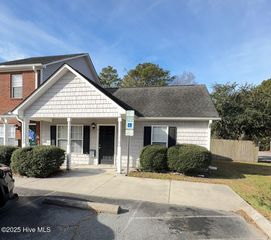 60 Rainbow Drive 6, Jacksonville, NC 28546